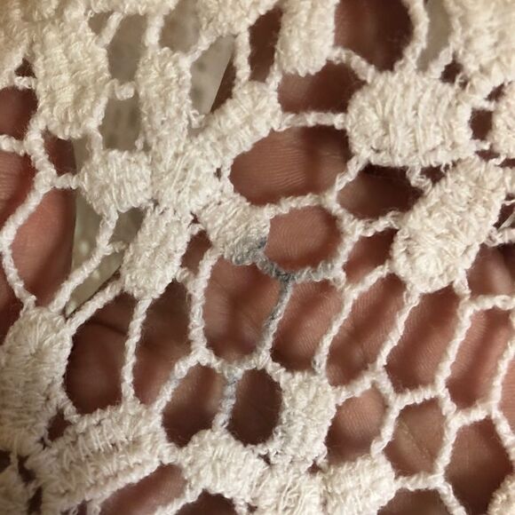 Lacy tank top    - Picture 6 of 6